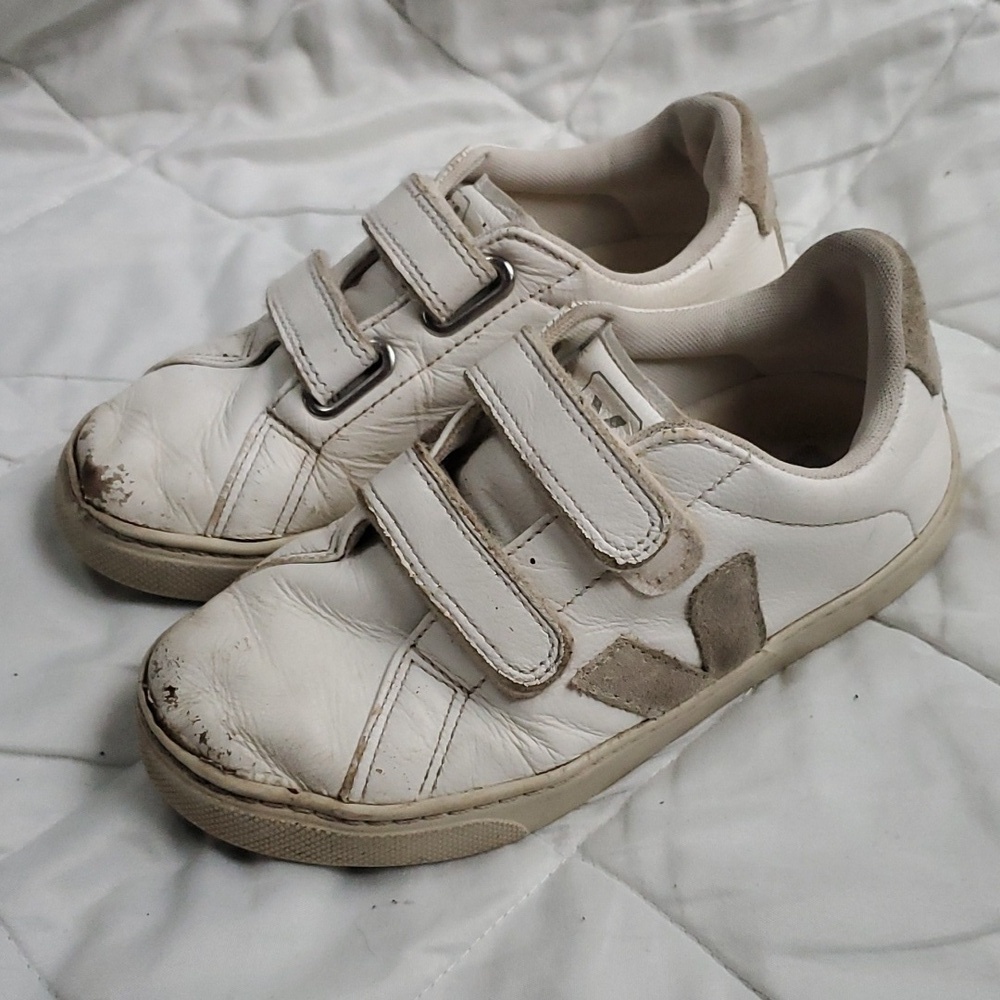 Veja T2 play condition sneakers